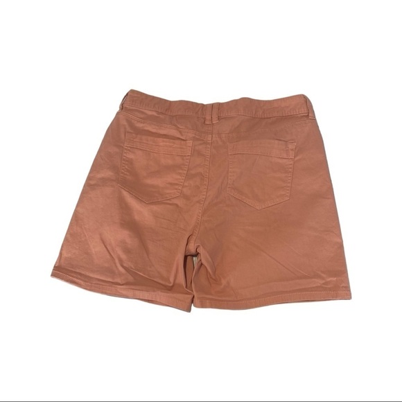 BANDOLINI WOMEN’S SHORTS - Picture 2 of 3